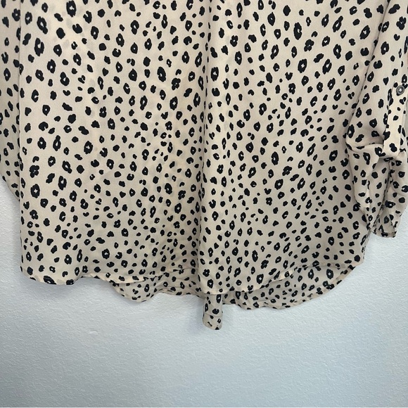 Lush Cream Cheetah Print Top – 3/4 Sleeve, Size 1X (Stitch Fix) - Picture 3 of 7